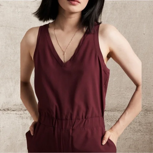 Banana Republic Active Jumpsuit in burgundy size:XS - Picture 4 of 4